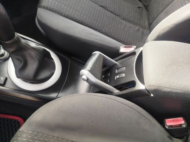 Рено Меган 2006 в Броварах на Automoto.ua Красный Рено Меган, объемом двигателя 1.6 л и пробегом 201 тыс. км за 5300 $, фото 10 на Automoto.ua