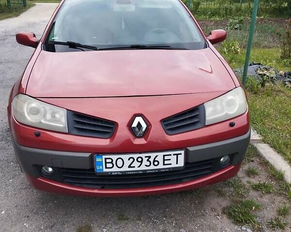 Рено Меган 2006 в Збараже на Automoto.ua Красный Рено Меган, объемом двигателя 1.6 л и пробегом 224 тыс. км за 4800 $, фото 4 на Automoto.ua
