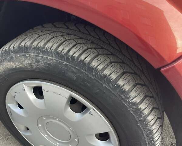 Рено Меган 2006 в Збараже на Automoto.ua Красный Рено Меган, объемом двигателя 1.6 л и пробегом 224 тыс. км за 4800 $, фото 16 на Automoto.ua