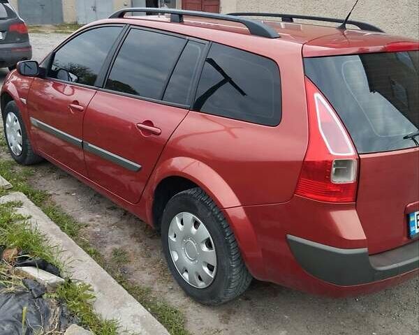 Рено Меган 2006 в Збараже на Automoto.ua Красный Рено Меган, объемом двигателя 1.6 л и пробегом 224 тыс. км за 4800 $, фото 2 на Automoto.ua