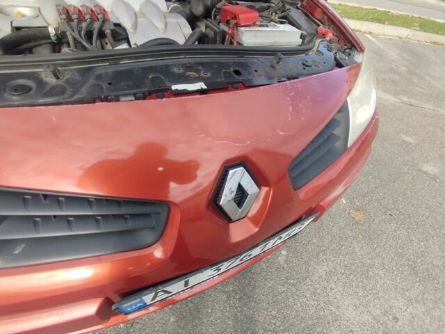 Рено Меган 2006 в Броварах на Automoto.ua Красный Рено Меган, объемом двигателя 1.6 л и пробегом 201 тыс. км за 5300 $, фото 15 на Automoto.ua