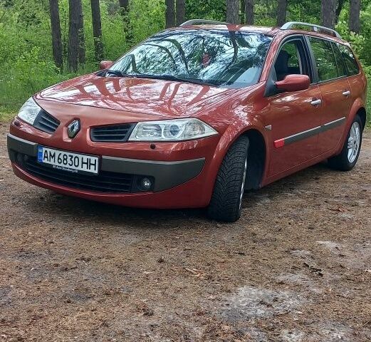 Красный Рено Меган, объемом двигателя 2 л и пробегом 280 тыс. км за 4800 $, фото 15 на Automoto.ua