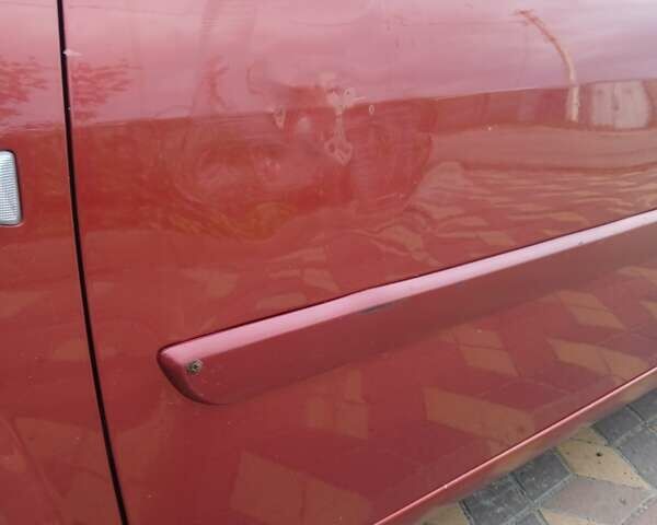 Красный Рено Меган, объемом двигателя 1.6 л и пробегом 164 тыс. км за 4300 $, фото 7 на Automoto.ua