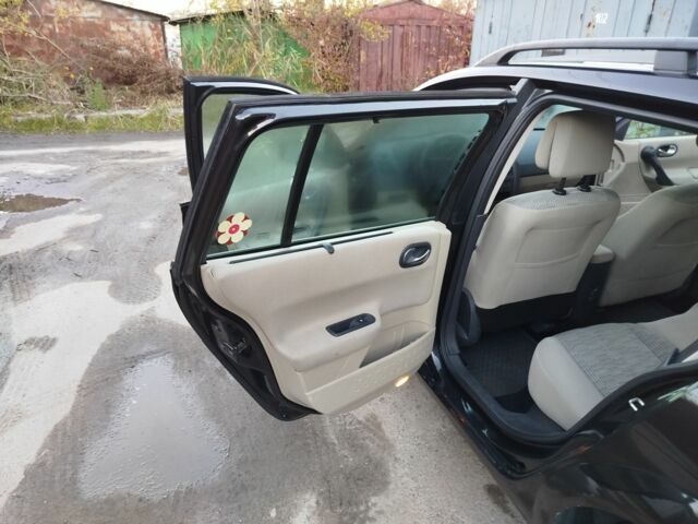 Червоний Рено Меган, об'ємом двигуна 1.6 л та пробігом 194 тис. км за 5000 $, фото 20 на Automoto.ua