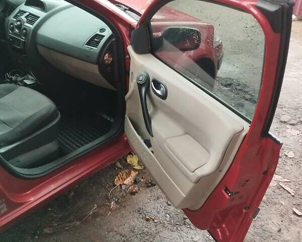 Червоний Рено Меган, об'ємом двигуна 1.5 л та пробігом 273 тис. км за 5100 $, фото 4 на Automoto.ua