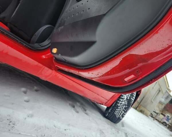 Красный Рено Меган, объемом двигателя 1.6 л и пробегом 300 тыс. км за 3650 $, фото 23 на Automoto.ua