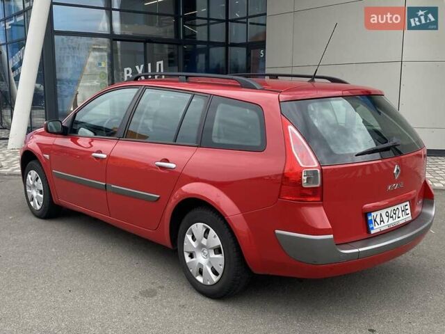 Червоний Рено Меган, об'ємом двигуна 1.6 л та пробігом 215 тис. км за 5350 $, фото 3 на Automoto.ua