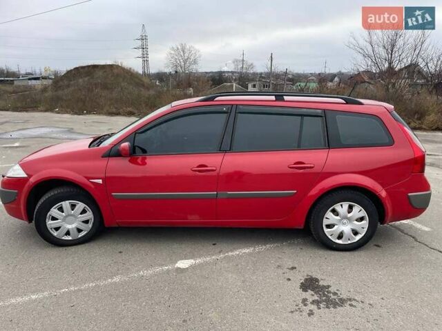 Красный Рено Меган, объемом двигателя 1.6 л и пробегом 265 тыс. км за 5200 $, фото 2 на Automoto.ua