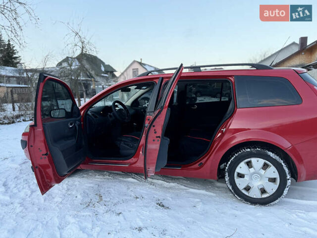 Красный Рено Меган, объемом двигателя 1.6 л и пробегом 244 тыс. км за 4850 $, фото 20 на Automoto.ua