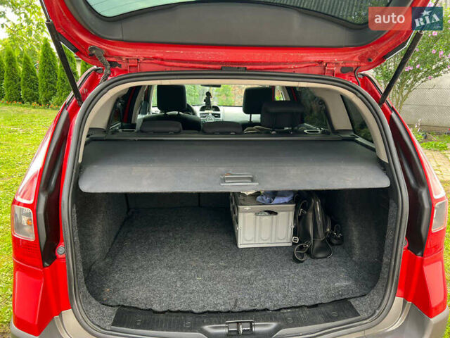 Червоний Рено Меган, об'ємом двигуна 2 л та пробігом 225 тис. км за 5500 $, фото 31 на Automoto.ua