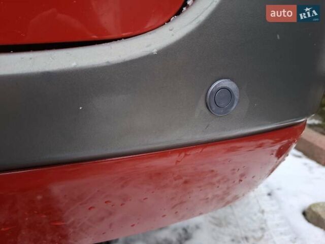 Красный Рено Меган, объемом двигателя 1.5 л и пробегом 246 тыс. км за 5499 $, фото 53 на Automoto.ua
