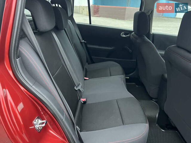 Красный Рено Меган, объемом двигателя 1.6 л и пробегом 201 тыс. км за 5899 $, фото 31 на Automoto.ua