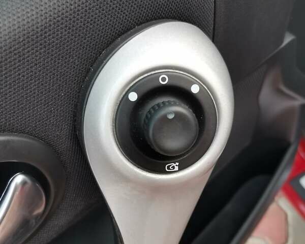 Красный Рено Меган, объемом двигателя 1.5 л и пробегом 246 тыс. км за 5499 $, фото 47 на Automoto.ua