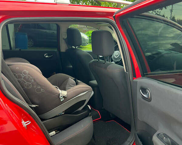 Червоний Рено Меган, об'ємом двигуна 2 л та пробігом 225 тис. км за 5500 $, фото 25 на Automoto.ua