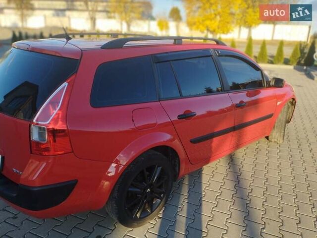 Червоний Рено Меган, об'ємом двигуна 1.6 л та пробігом 204 тис. км за 6300 $, фото 4 на Automoto.ua