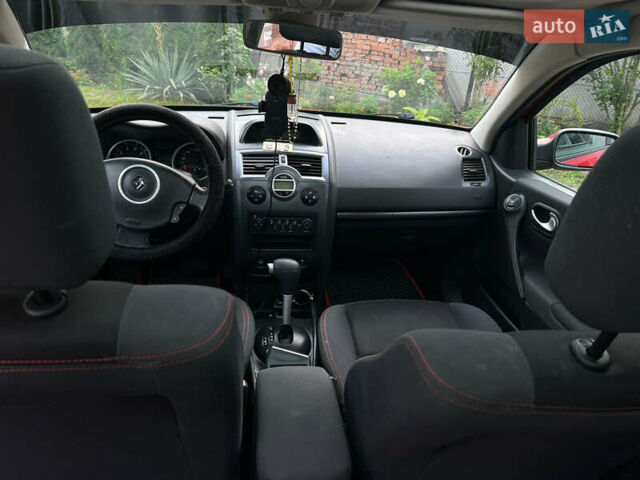 Червоний Рено Меган, об'ємом двигуна 2 л та пробігом 225 тис. км за 5500 $, фото 20 на Automoto.ua