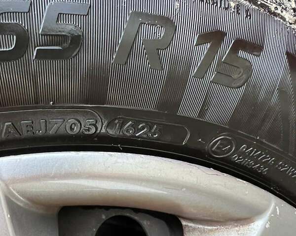 Червоний Рено Меган, об'ємом двигуна 1.6 л та пробігом 254 тис. км за 4950 $, фото 18 на Automoto.ua