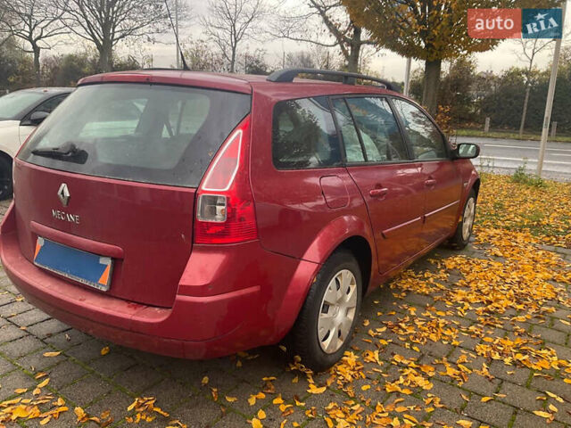 Красный Рено Меган, объемом двигателя 1.6 л и пробегом 192 тыс. км за 4999 $, фото 1 на Automoto.ua