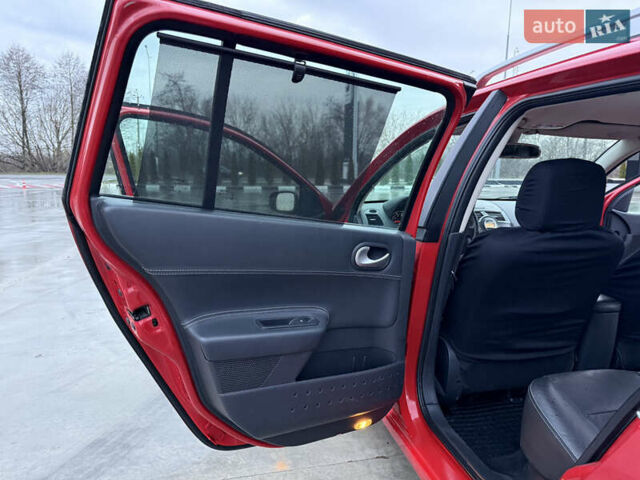 Червоний Рено Меган, об'ємом двигуна 1.5 л та пробігом 286 тис. км за 5300 $, фото 23 на Automoto.ua