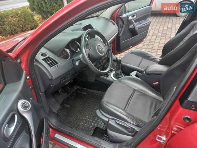 Червоний Рено Меган, об'ємом двигуна 1.6 л та пробігом 163 тис. км за 5500 $, фото 8 на Automoto.ua