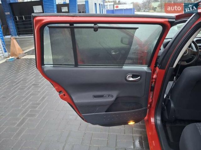 Червоний Рено Меган, об'ємом двигуна 1.6 л та пробігом 237 тис. км за 3850 $, фото 34 на Automoto.ua