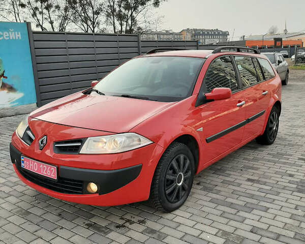 Красный Рено Меган, объемом двигателя 1.6 л и пробегом 170 тыс. км за 6200 $, фото 1 на Automoto.ua
