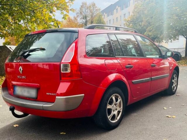 Красный Рено Меган, объемом двигателя 1.6 л и пробегом 185 тыс. км за 4999 $, фото 1 на Automoto.ua