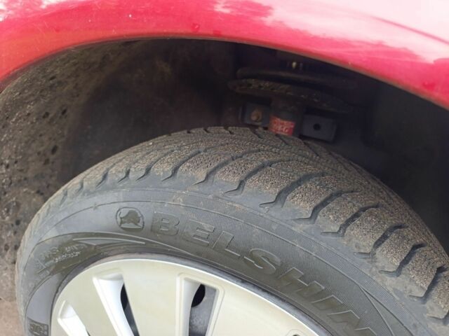 Червоний Рено Меган, об'ємом двигуна 1.4 л та пробігом 212 тис. км за 3950 $, фото 6 на Automoto.ua