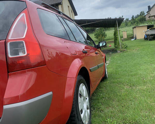 Красный Рено Меган, объемом двигателя 1.87 л и пробегом 260 тыс. км за 4950 $, фото 6 на Automoto.ua