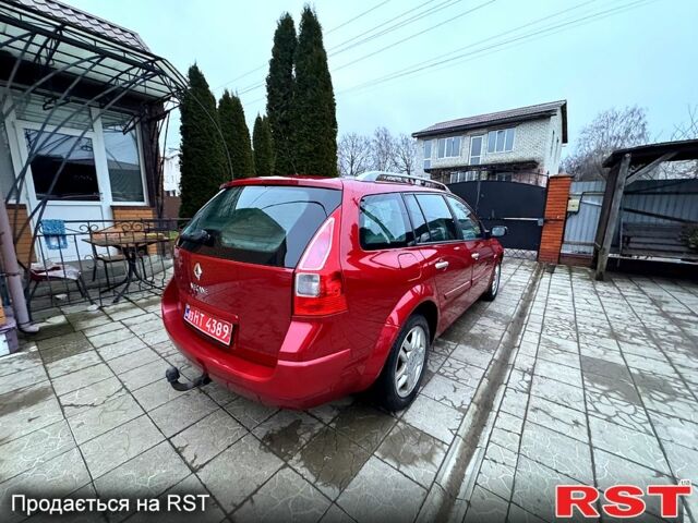 Красный Рено Меган, объемом двигателя 1.6 л и пробегом 216 тыс. км за 5599 $, фото 1 на Automoto.ua