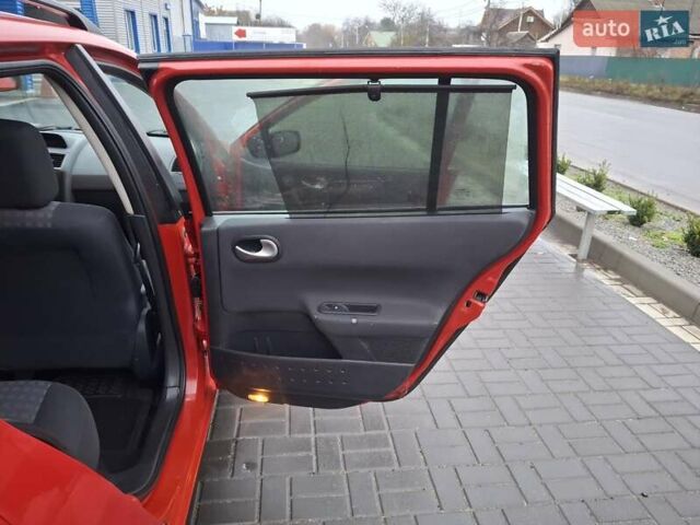 Червоний Рено Меган, об'ємом двигуна 1.6 л та пробігом 237 тис. км за 3850 $, фото 35 на Automoto.ua