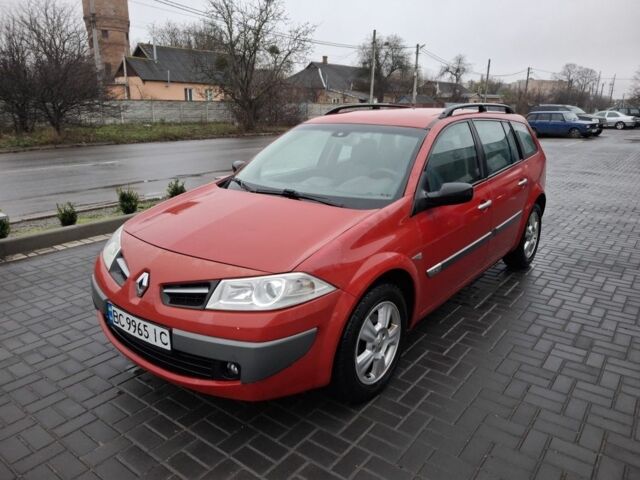 Красный Рено Меган, объемом двигателя 1.6 л и пробегом 237 тыс. км за 3850 $, фото 4 на Automoto.ua