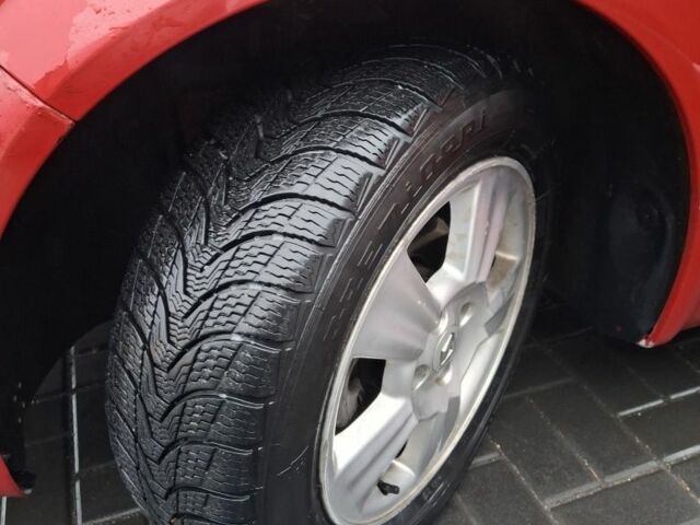 Красный Рено Меган, объемом двигателя 1.6 л и пробегом 237 тыс. км за 3850 $, фото 23 на Automoto.ua