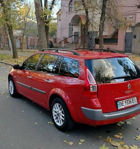 Рено Меган 2008 в Николаеве на Automoto.ua Красный Рено Меган, объемом двигателя 1.6 л и пробегом 292 тыс. км за 4999 $, фото 4 на Automoto.ua