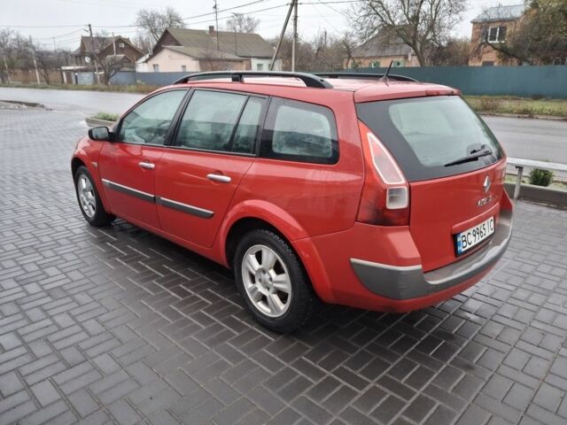 Красный Рено Меган, объемом двигателя 1.6 л и пробегом 237 тыс. км за 3850 $, фото 8 на Automoto.ua