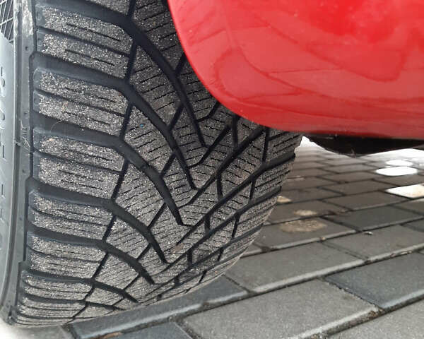 Красный Рено Меган, объемом двигателя 1.6 л и пробегом 170 тыс. км за 6200 $, фото 8 на Automoto.ua