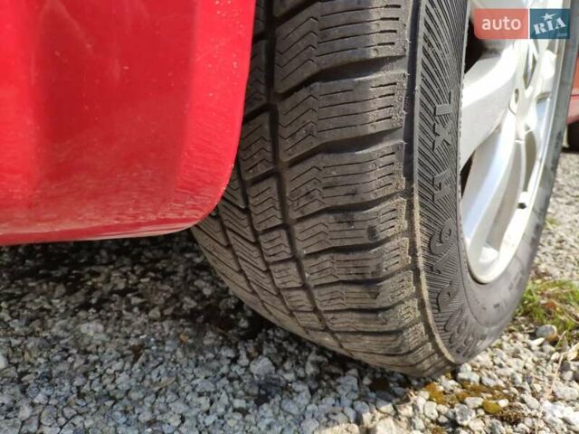 Красный Рено Меган, объемом двигателя 2 л и пробегом 326 тыс. км за 5300 $, фото 13 на Automoto.ua