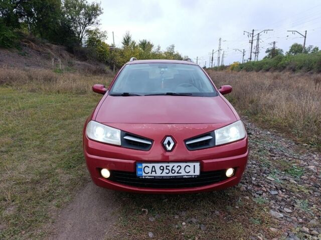 Червоний Рено Меган, об'ємом двигуна 1.4 л та пробігом 212 тис. км за 3950 $, фото 12 на Automoto.ua