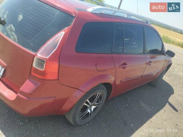 Красный Рено Меган, объемом двигателя 1.5 л и пробегом 250 тыс. км за 5500 $, фото 7 на Automoto.ua