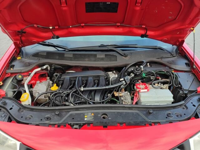 Червоний Рено Меган, об'ємом двигуна 1.6 л та пробігом 250 тис. км за 4800 $, фото 12 на Automoto.ua