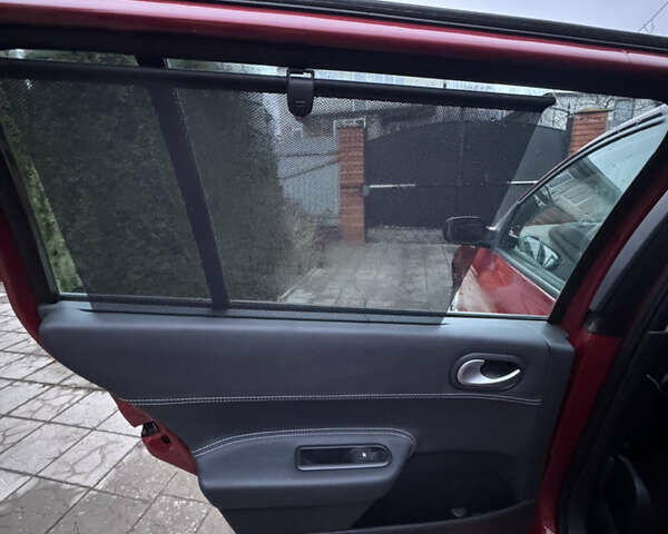 Червоний Рено Меган, об'ємом двигуна 1.6 л та пробігом 216 тис. км за 5599 $, фото 25 на Automoto.ua