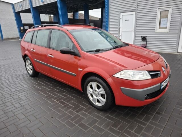 Красный Рено Меган, объемом двигателя 1.6 л и пробегом 237 тыс. км за 3850 $, фото 9 на Automoto.ua