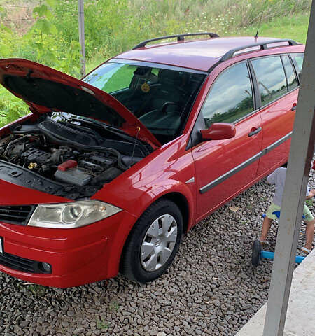 Красный Рено Меган, объемом двигателя 1.87 л и пробегом 260 тыс. км за 4950 $, фото 1 на Automoto.ua