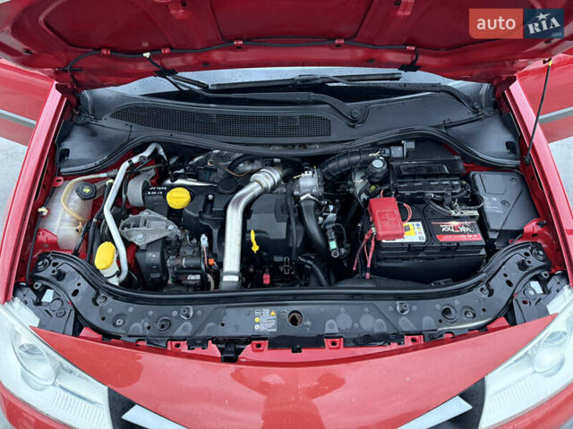 Червоний Рено Меган, об'ємом двигуна 1.5 л та пробігом 286 тис. км за 5300 $, фото 33 на Automoto.ua