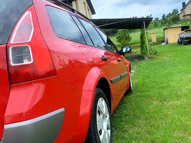 Красный Рено Меган, объемом двигателя 1.9 л и пробегом 255 тыс. км за 4950 $, фото 2 на Automoto.ua