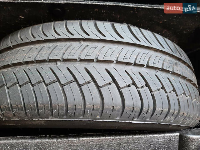 Красный Рено Меган, объемом двигателя 1.6 л и пробегом 170 тыс. км за 5999 $, фото 33 на Automoto.ua