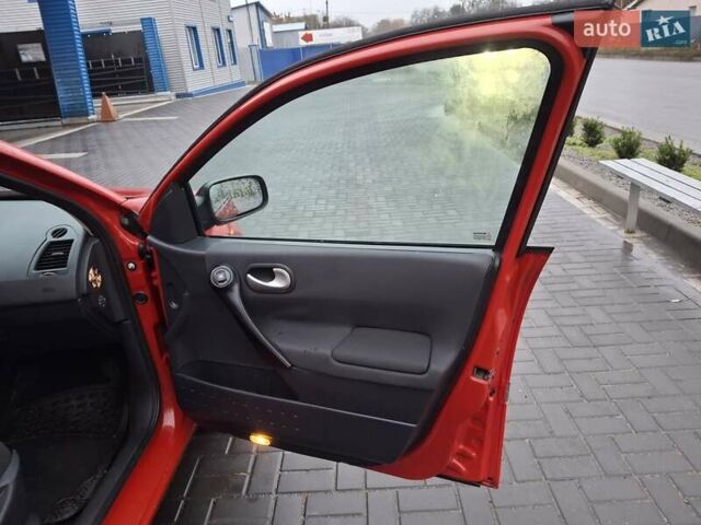 Червоний Рено Меган, об'ємом двигуна 1.6 л та пробігом 237 тис. км за 3850 $, фото 39 на Automoto.ua