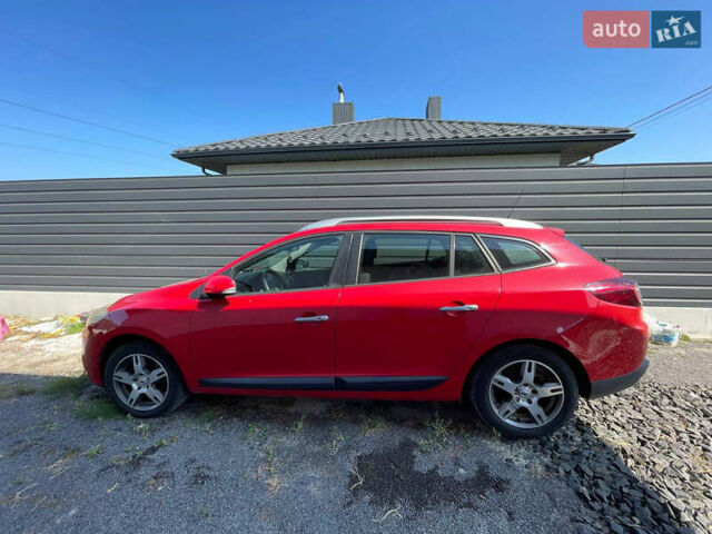 Червоний Рено Меган, об'ємом двигуна 1.46 л та пробігом 260 тис. км за 6300 $, фото 1 на Automoto.ua