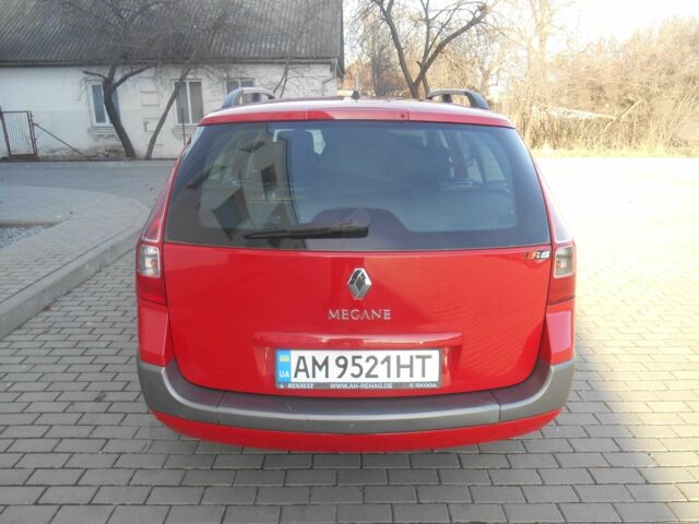 Червоний Рено Меган, об'ємом двигуна 1.6 л та пробігом 220 тис. км за 4500 $, фото 3 на Automoto.ua
