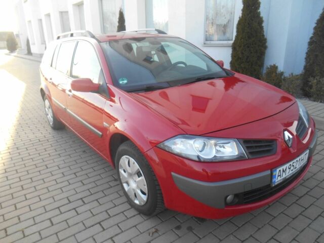 Червоний Рено Меган, об'ємом двигуна 1.6 л та пробігом 220 тис. км за 4500 $, фото 10 на Automoto.ua